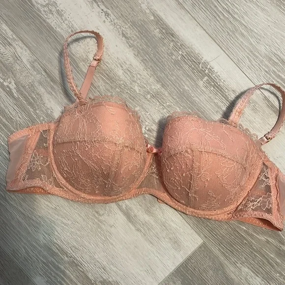 Agent Provocateur Hinda Pink Lace Convertible Strap strapless Bra 36B